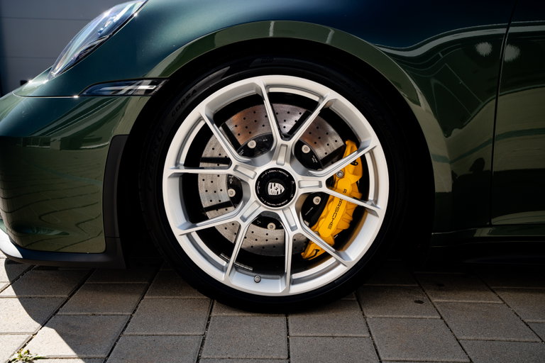 Porsche 992 GT3 Touring