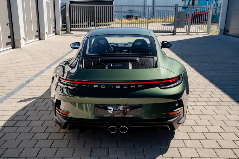 Porsche 992 GT3 Touring