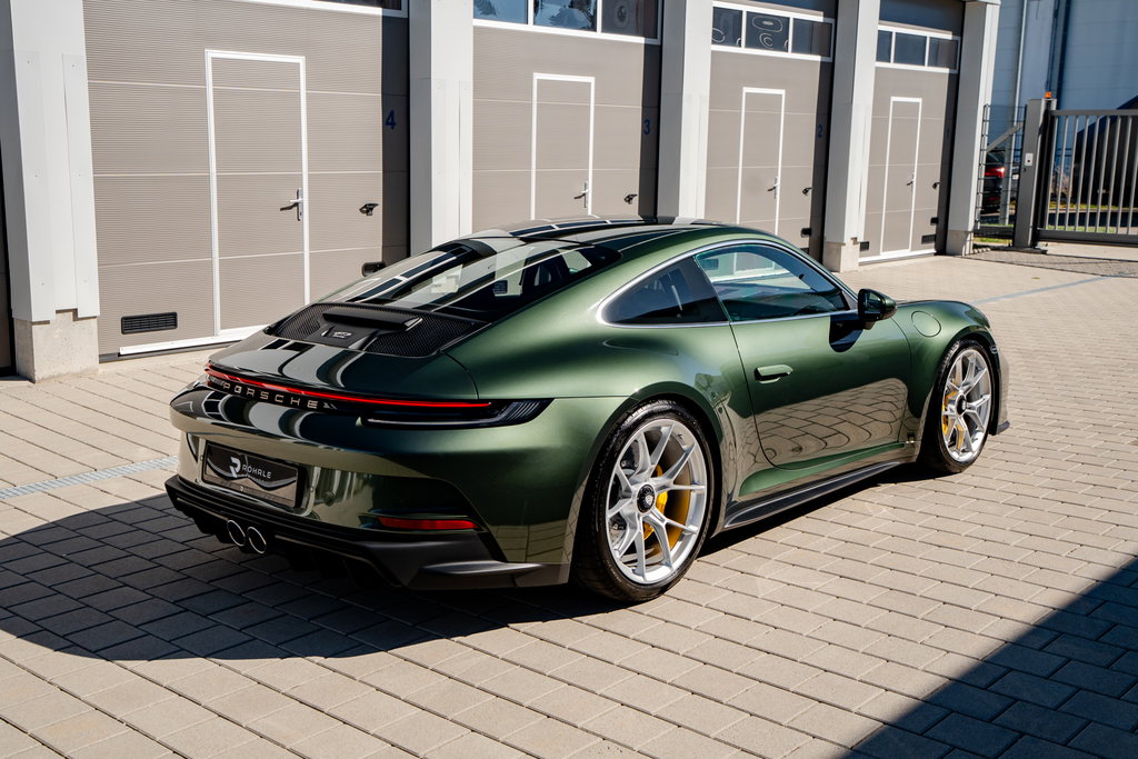 Porsche 992 GT3 Touring