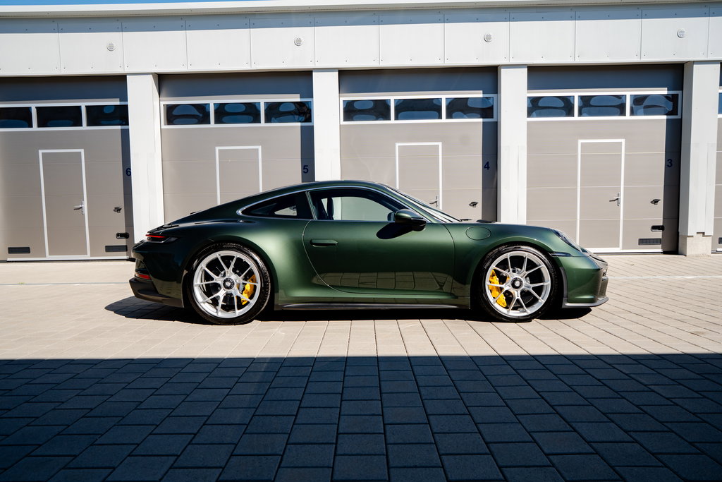 Porsche 992 GT3 Touring
