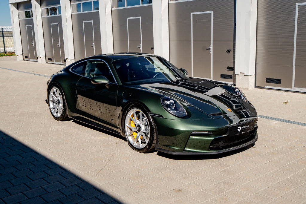 Porsche 992 GT3 Touring