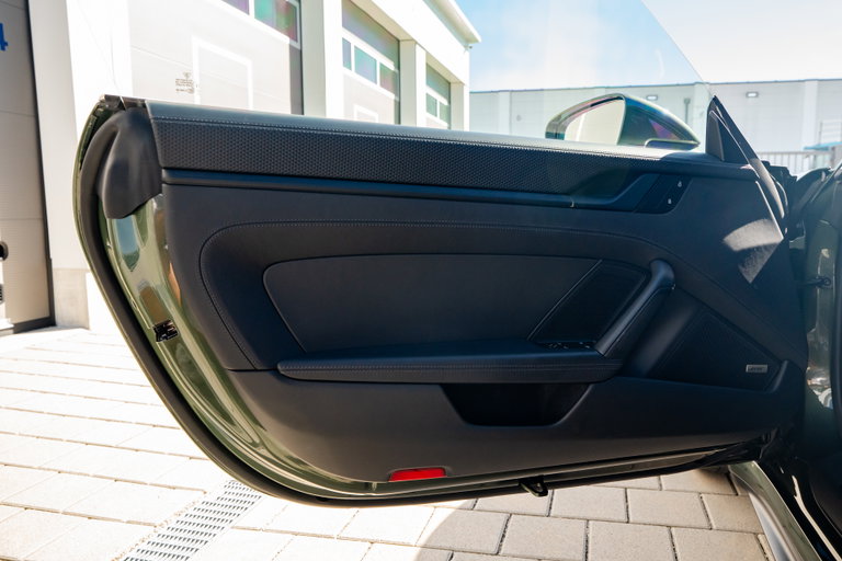 Porsche 992 GT3 Touring