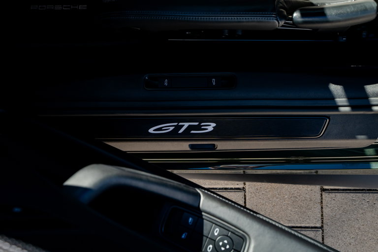 Porsche 992 GT3 Touring