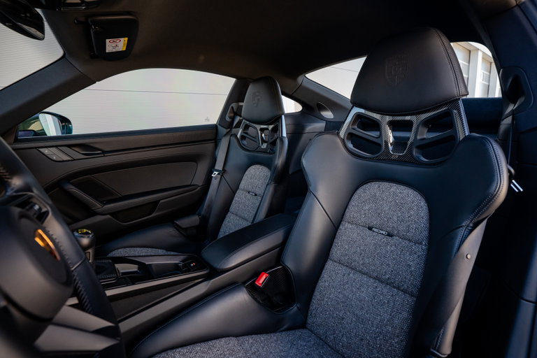 Porsche 992 GT3 Touring