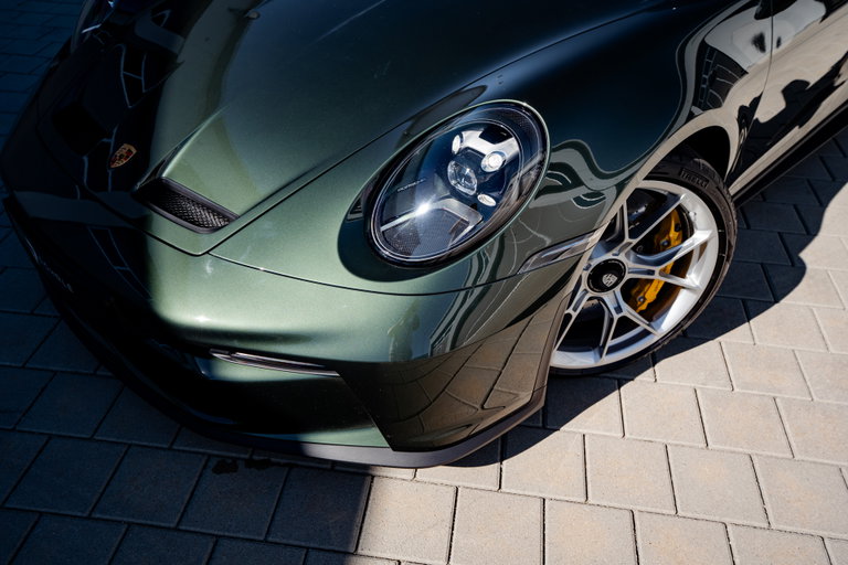 Porsche 992 GT3 Touring