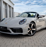 Porsche 992 Carrera 4
