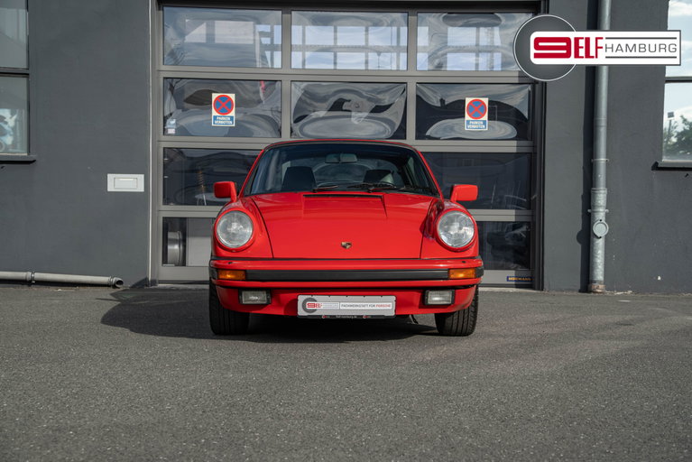 Porsche 911 Carrera 3.2