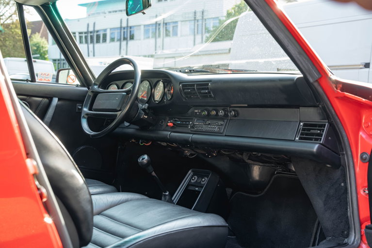Porsche 911 Carrera 3.2
