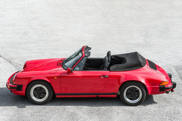 Porsche 911 Carrera 3.2
