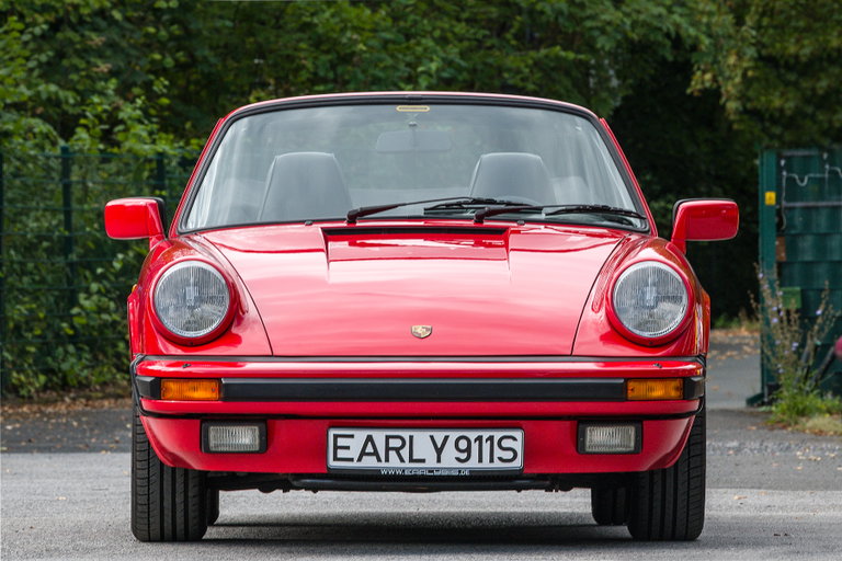 Porsche 911 Carrera 3.2