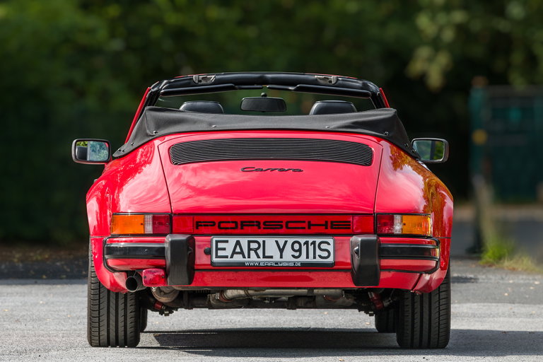 Porsche 911 Carrera 3.2