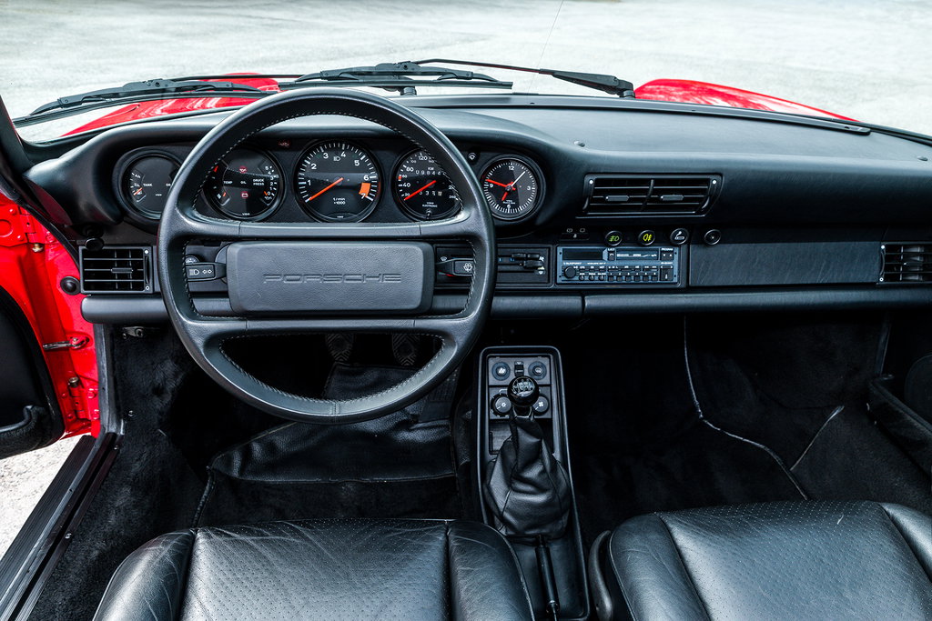 Porsche 911 Carrera 3.2