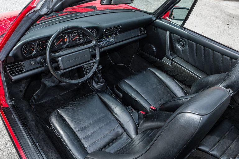 Porsche 911 Carrera 3.2
