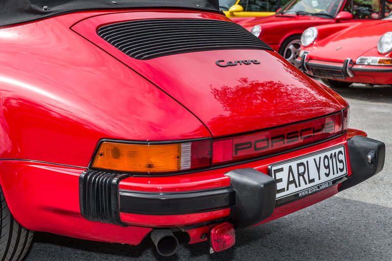 Porsche 911 Carrera 3.2