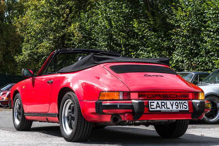 Porsche 911 Carrera 3.2