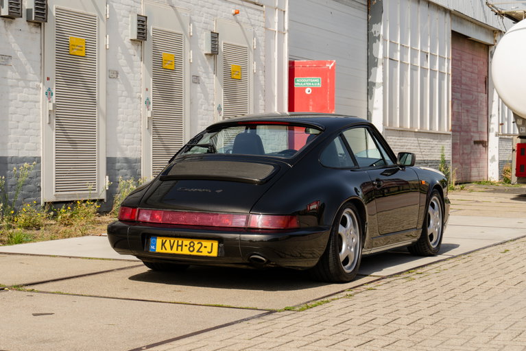 Porsche 964 Carrera 4