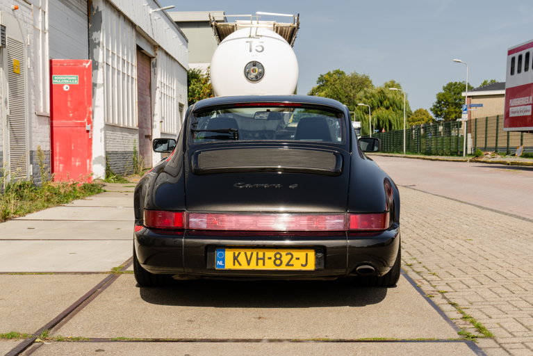Porsche 964 Carrera 4