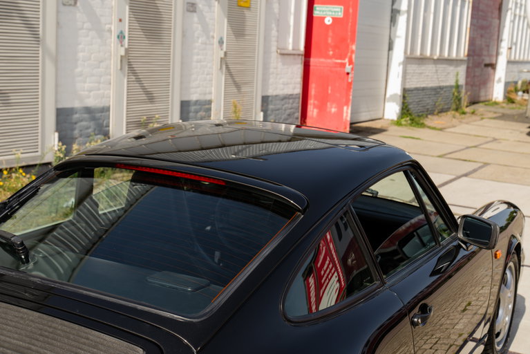 Porsche 964 Carrera 4