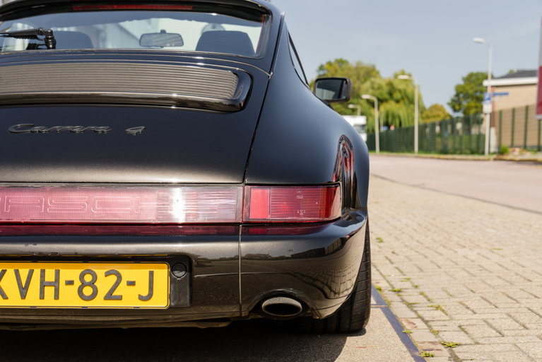 Porsche 964 Carrera 4