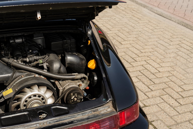 Porsche 964 Carrera 4