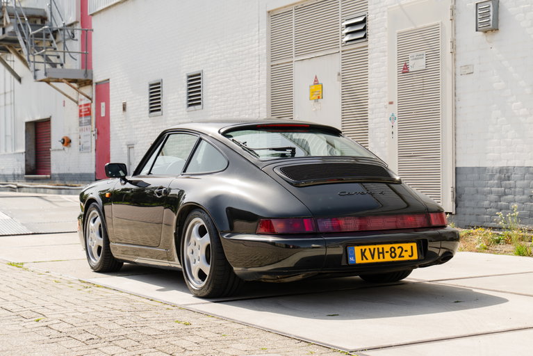 Porsche 964 Carrera 4