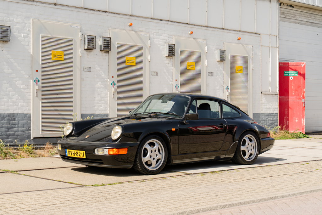 Porsche 964 Carrera 4