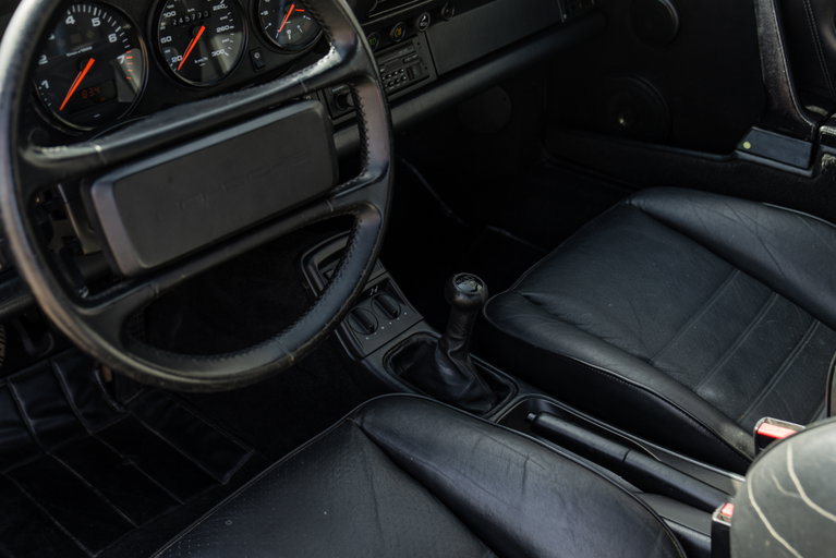 Porsche 964 Carrera 4