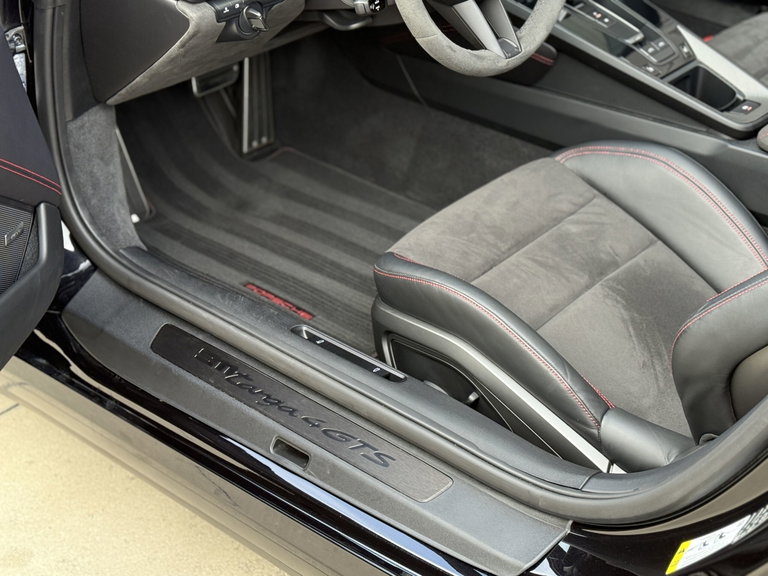 Porsche 992 Targa 4 GTS