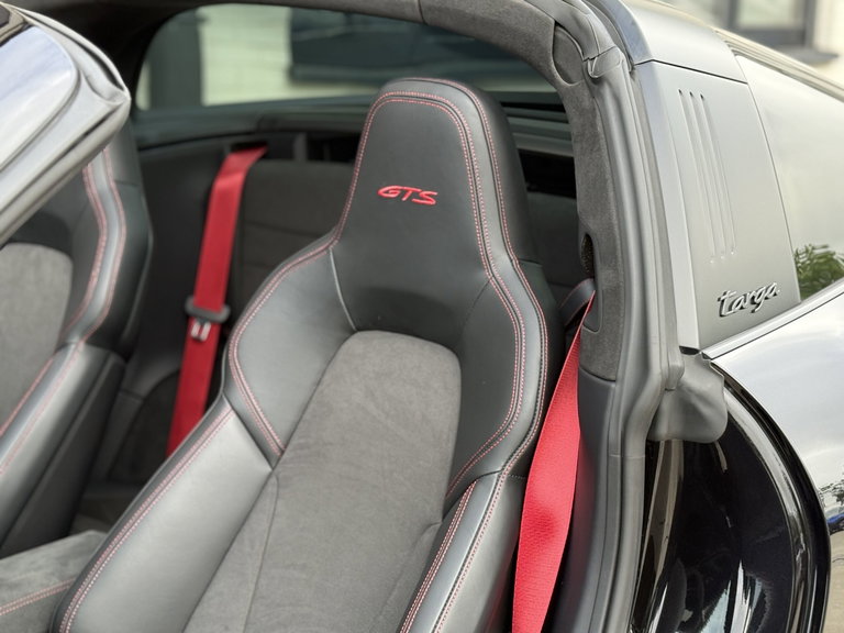 Porsche 992 Targa 4 GTS