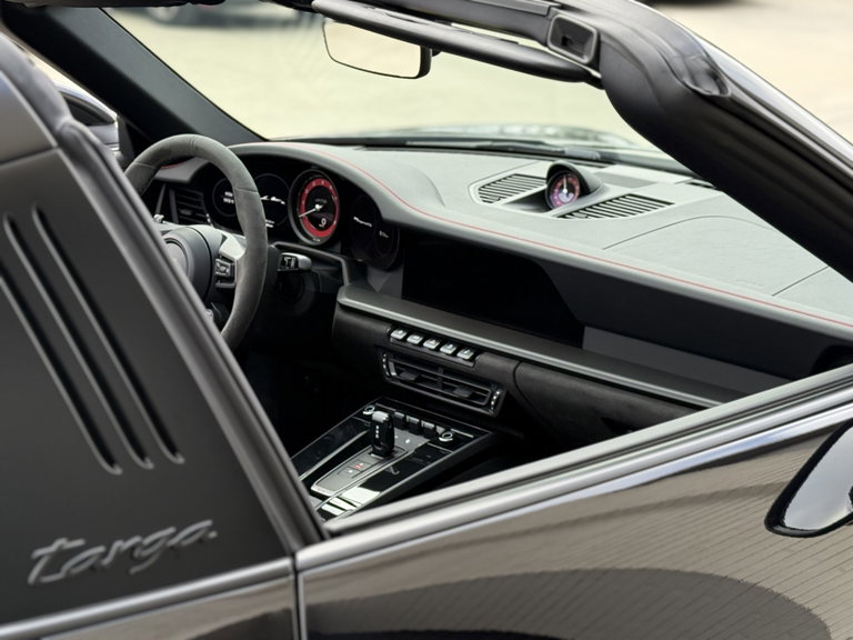 Porsche 992 Targa 4 GTS