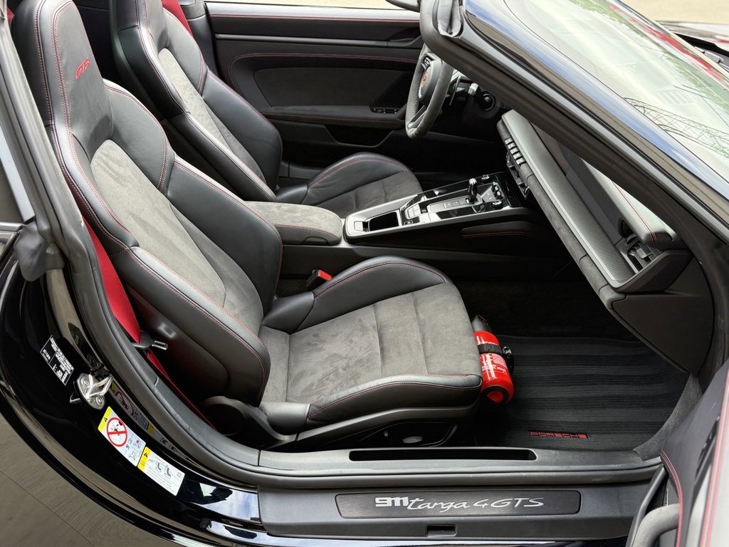 Porsche 992 Targa 4 GTS