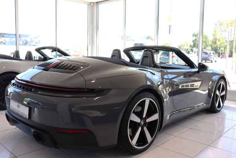 Porsche 992.2 Carrera