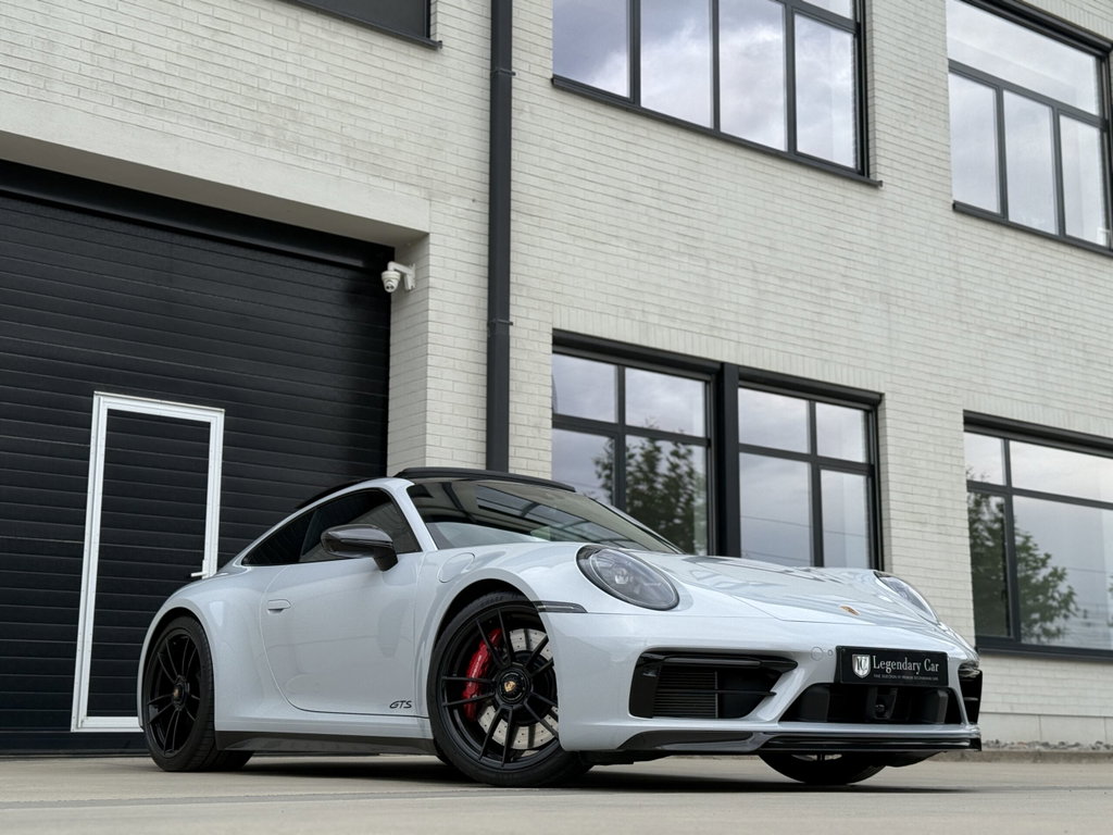 Porsche 992 Carrera GTS