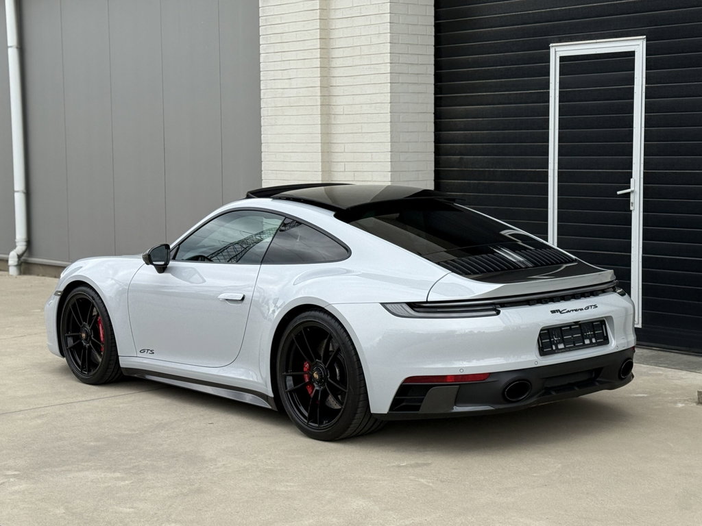 Porsche 992 Carrera GTS
