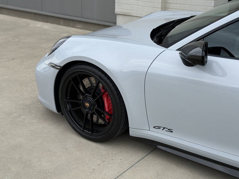 Porsche 992 Carrera GTS
