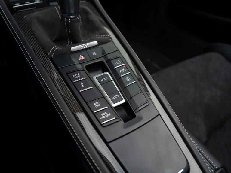 Porsche 718 Spyder