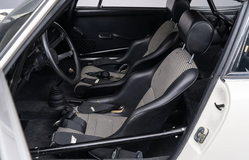Porsche 911 T