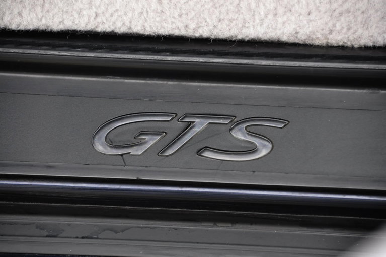 Porsche 928 GTS