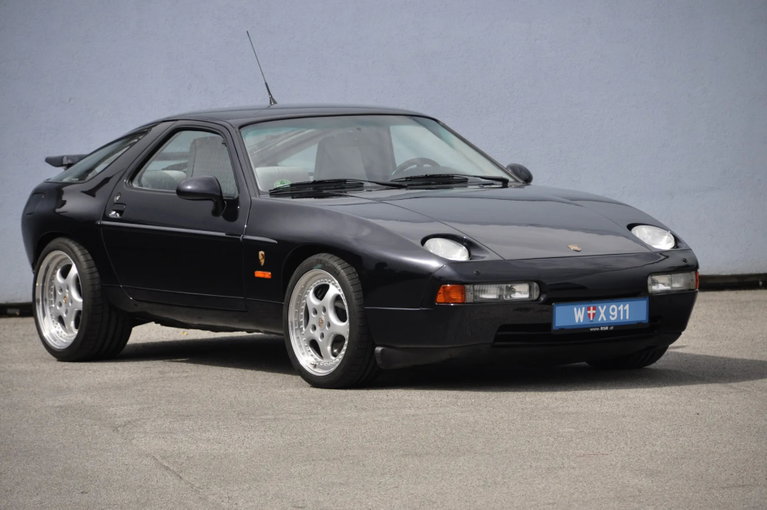 Porsche 928 GTS