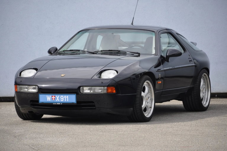 Porsche 928 GTS