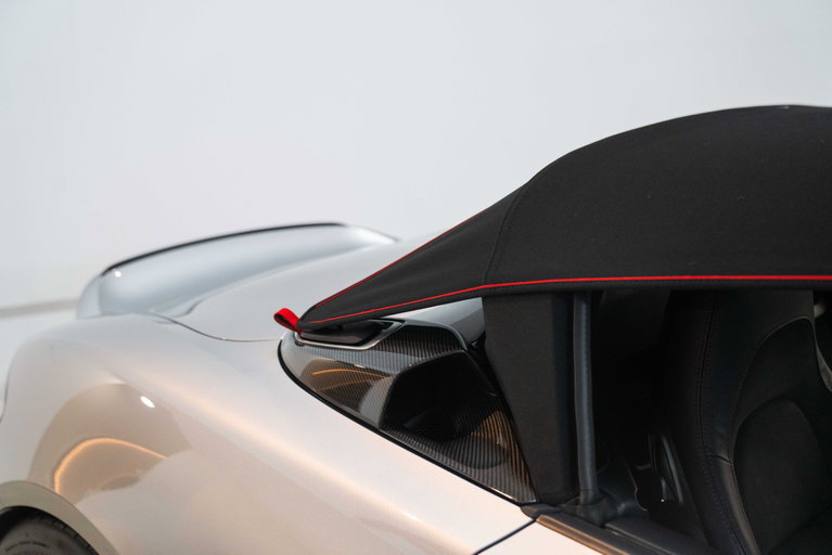 Porsche 718 Spyder RS