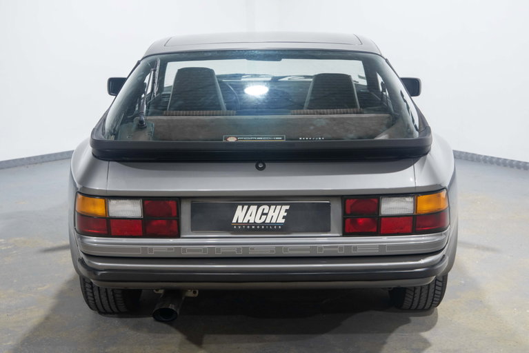 Porsche 944 Coupé