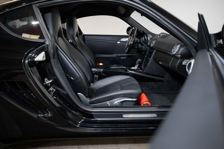 Porsche 987 Cayman