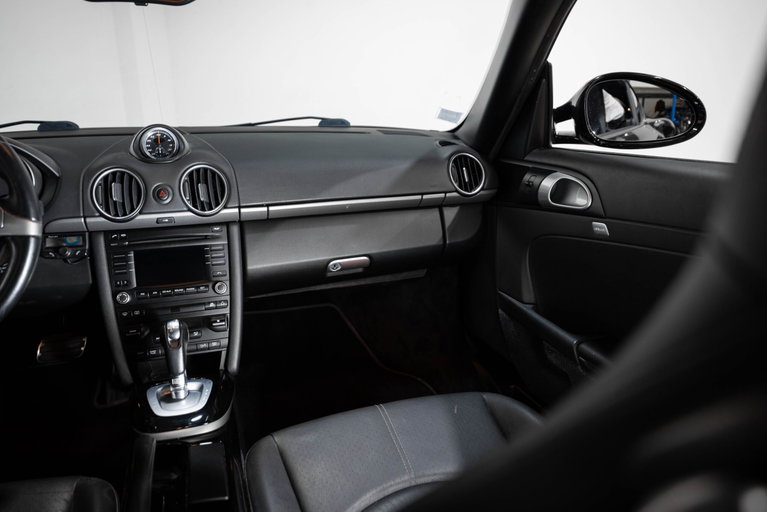 Porsche 987 Cayman