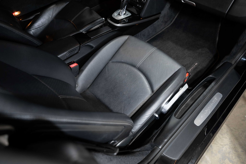 Porsche 987 Cayman