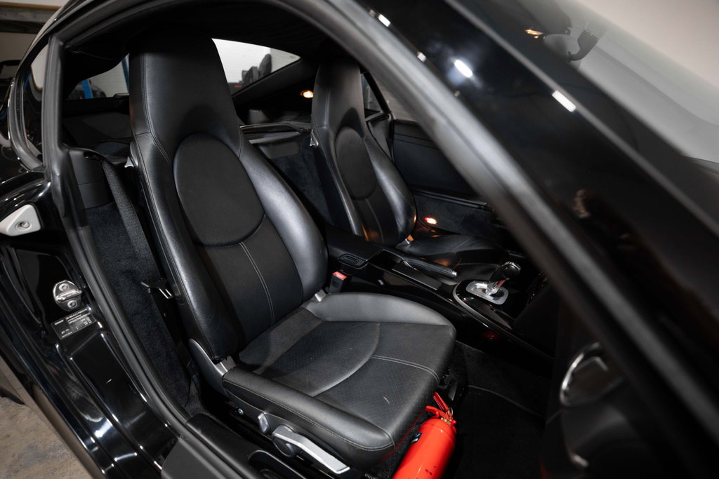 Porsche 987 Cayman