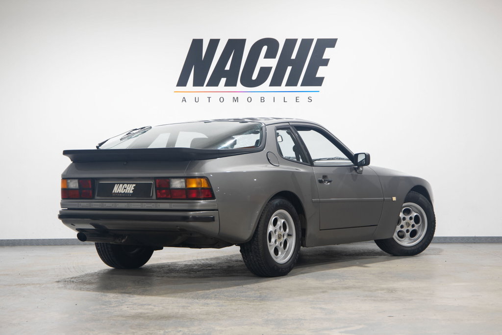 Porsche 944 Coupé