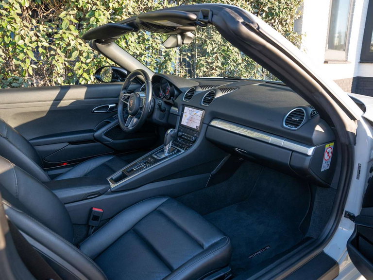 Porsche 718 Boxster