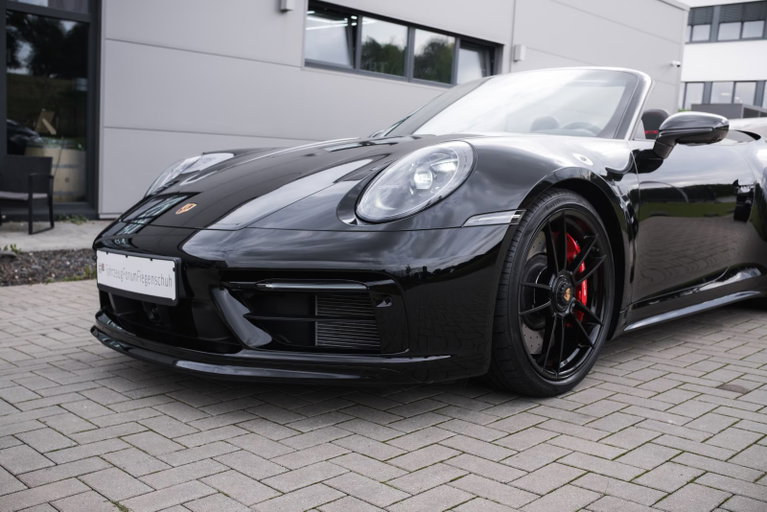 Porsche 992 Carrera GTS