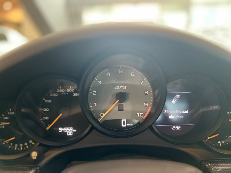Porsche 991.2 GT3 Touring